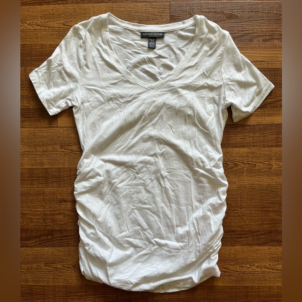 XS A Pea In The Pod White T-Shirt
